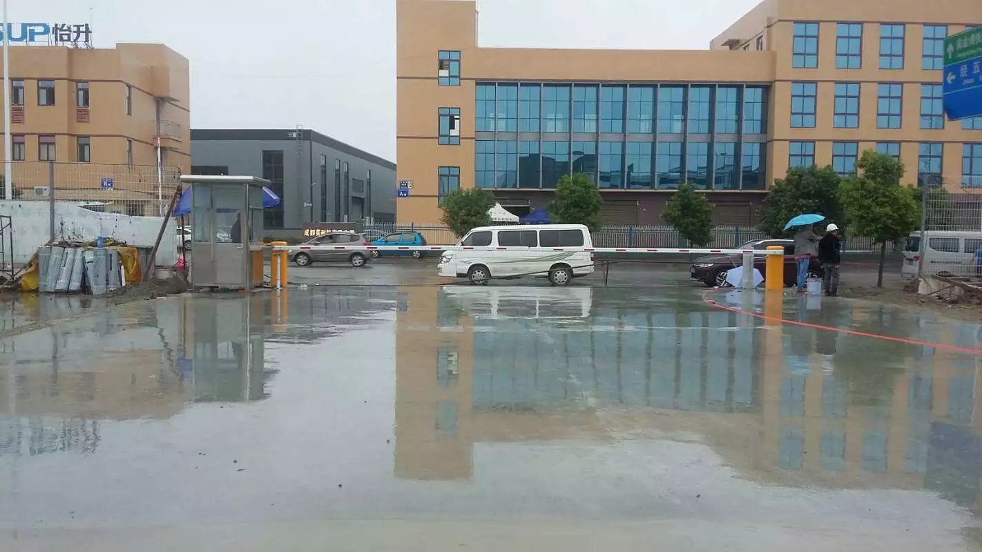 天门天门成都市物流公司道闸